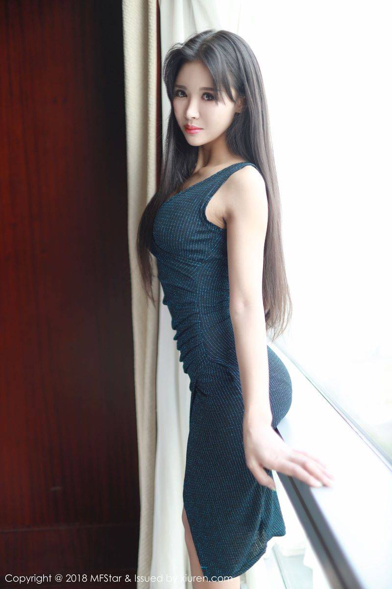 模范学院丽质美女杨果果极致旗袍小家碧玉私房魅惑美图-9