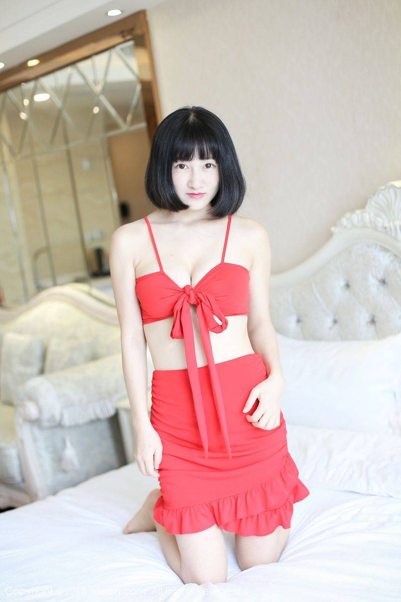 秀人网性感女神小探戈波白皙酥胸波涛胸涌内衣诱惑写真-4