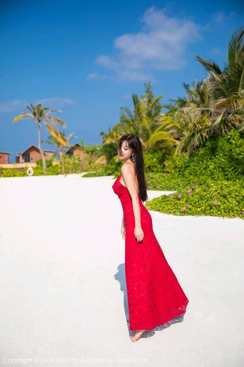 语画界性感女神杨晨晨sugar牛仔长裤内衣诱惑马尔代夫旅拍-45