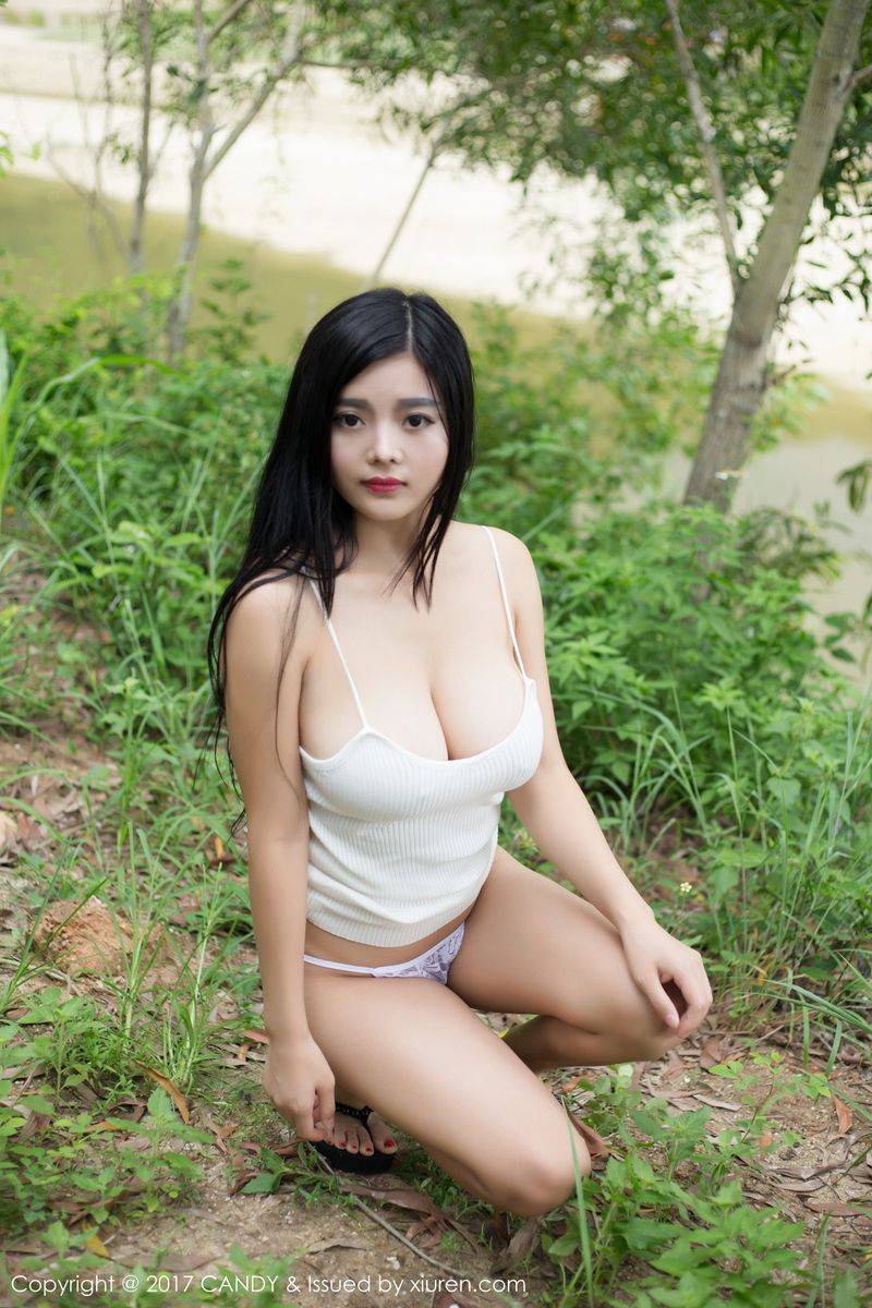 糖果画报中日混血美女林美惠子Mieko童颜巨乳诱惑激凸美图-8