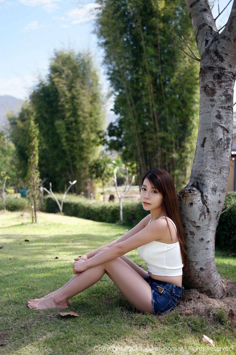 美媛馆性感美女vetiver嘉宝贝儿牛仔热裤小清新泰国旅拍-24