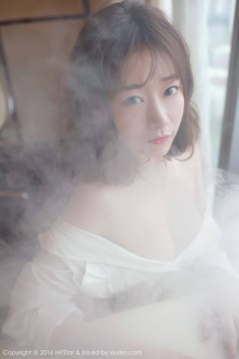 模范学院美女模特陈思雨Mango诱人丰胸修长美腿写真套图-21