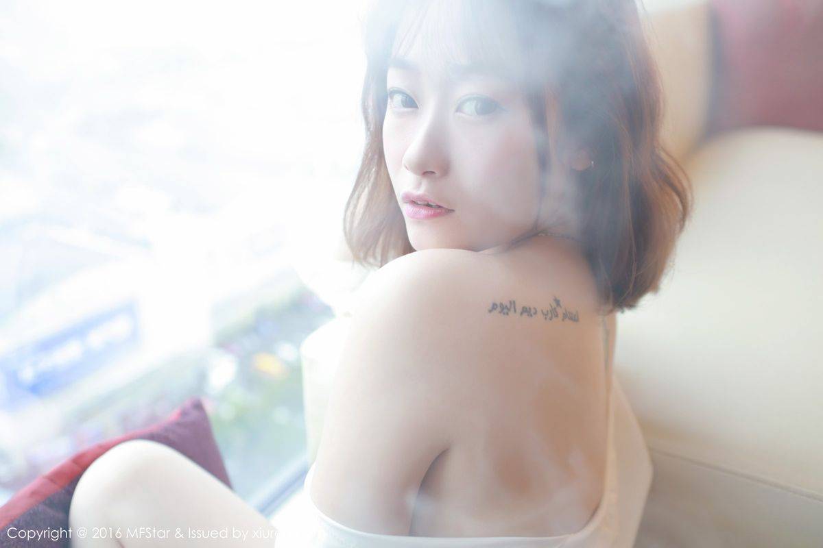 模范学院美女模特陈思雨Mango诱人丰胸修长美腿写真套图-42