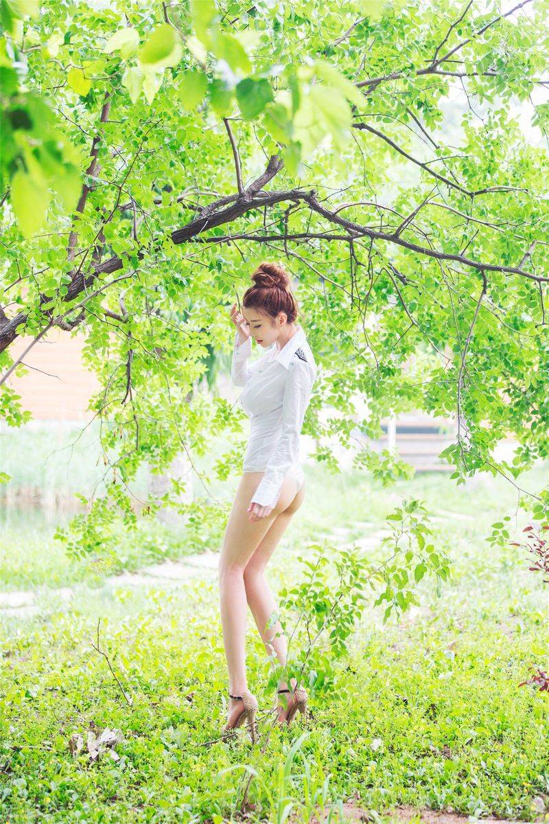 推女郎网络红人陆瓷Luci波涛胸涌婀娜多姿大尺度真空美图-12