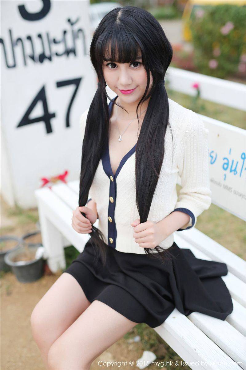 美媛馆养眼美女杨晓青儿丝袜美腿户外湿身诱惑泰国写真-41