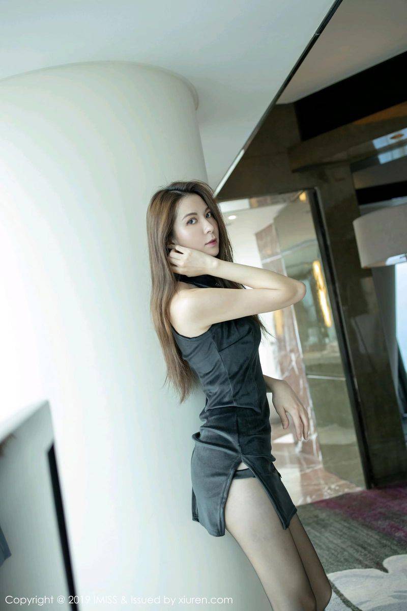 爱蜜社宅男女神陈良玲carry黑丝美腿黑色旗袍内衣诱惑写真-4