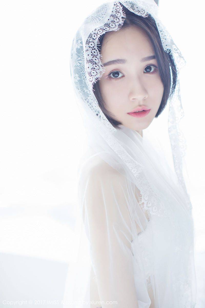 爱蜜社新人美女模特莉雅Livia水润清新诗情画意养眼写真-38