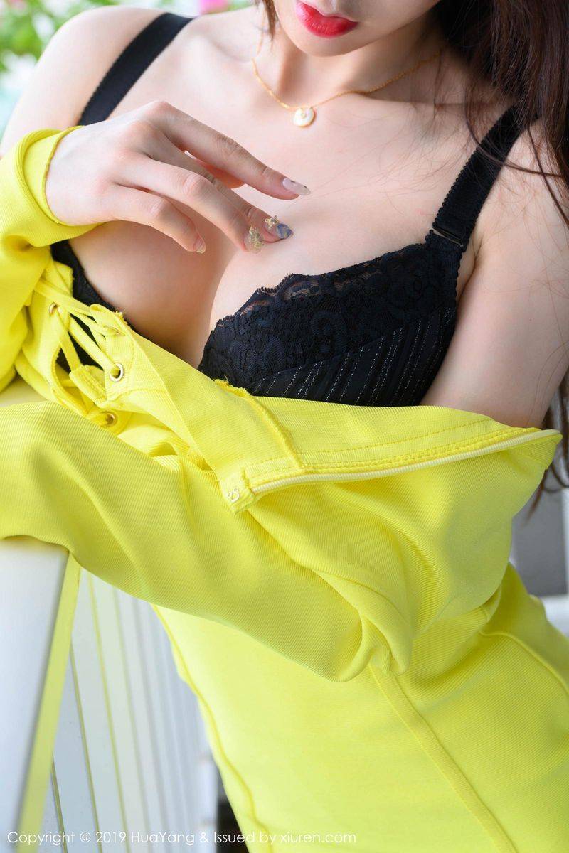 花漾Show性感女神周于希Sandy修长玉足内衣诱惑塞班旅拍-26