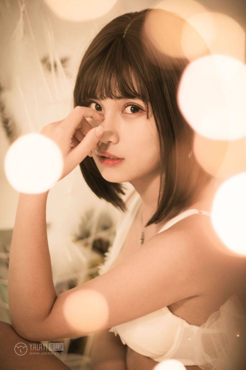 雅拉伊短发嫩模萌宝儿BoA修长美腿白嫩美胸内衣诱惑美图-9