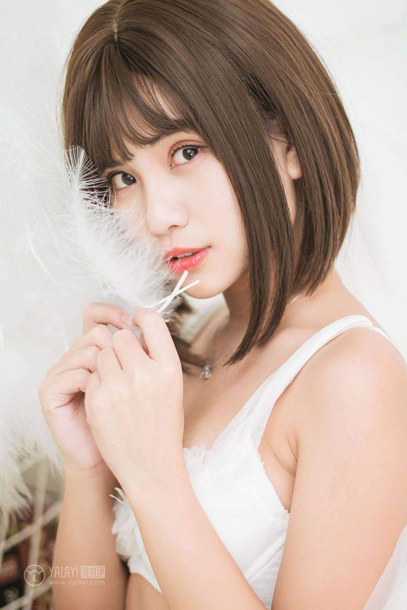 雅拉伊短发嫩模萌宝儿BoA修长美腿白嫩美胸内衣诱惑美图-14