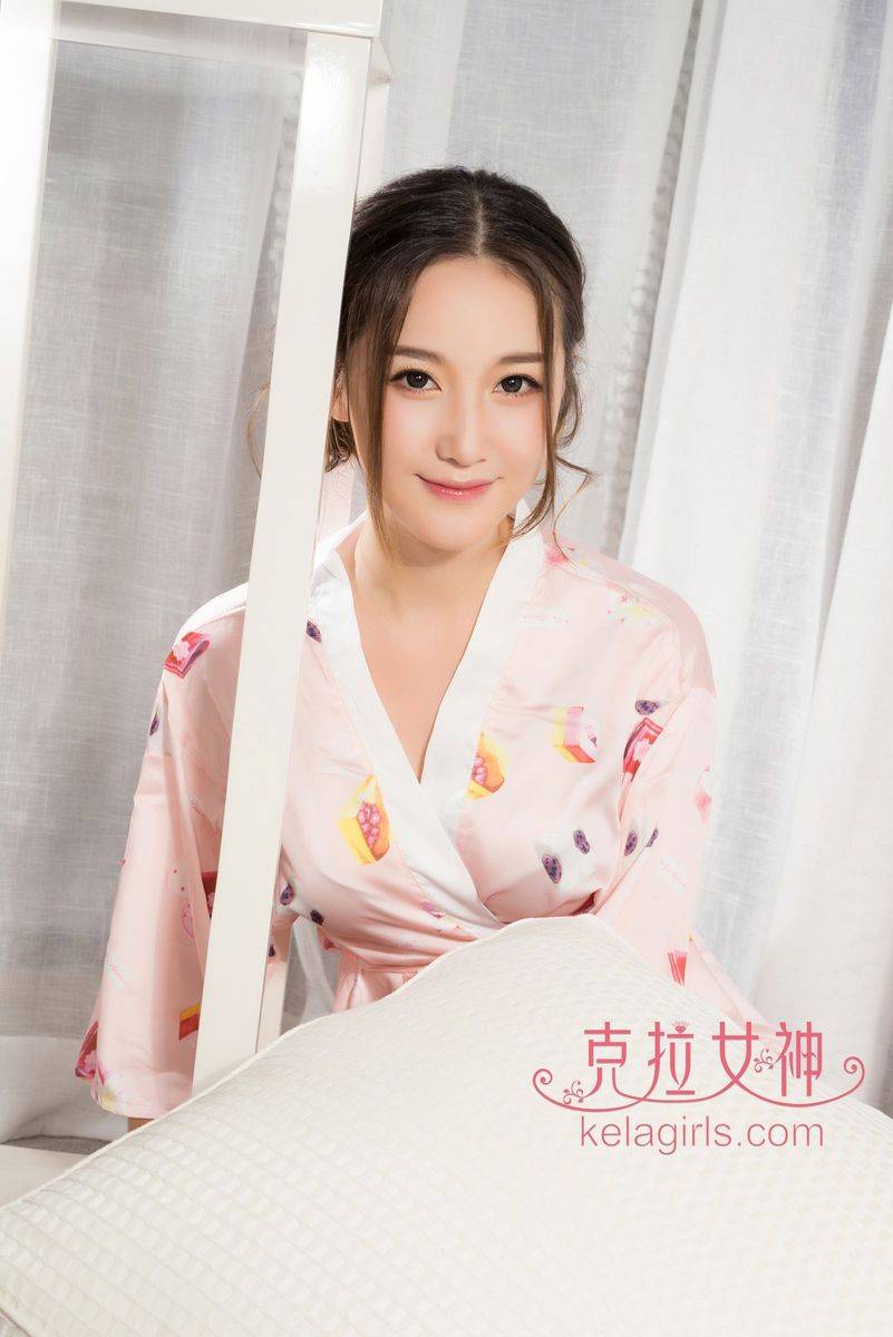 克拉女神性感软妹子杨暖Aimee面若桃花粉红和服萌萌套图-7