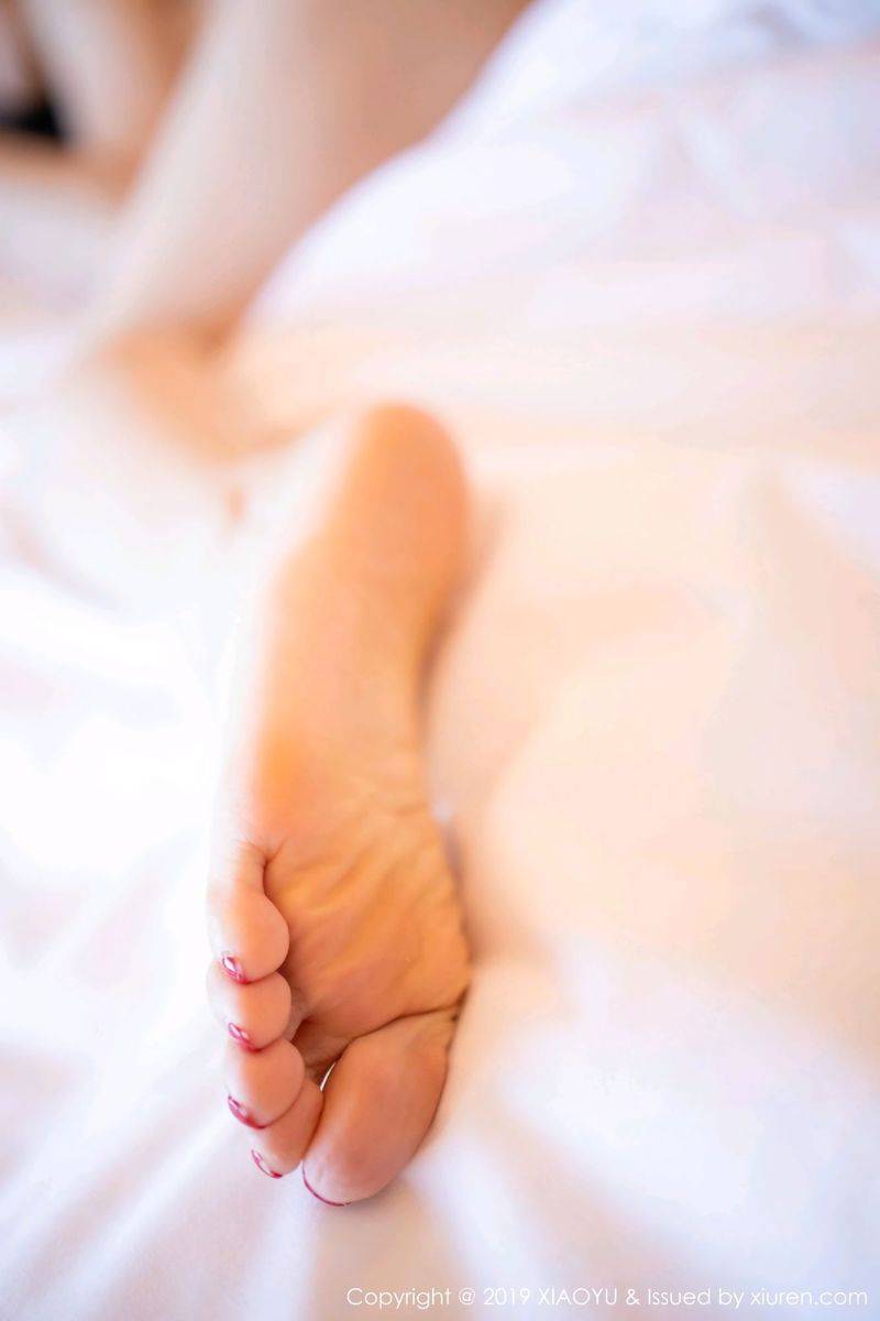 语画界性感女神小热巴Angela芊芊美腿曼妙身材翘臀诱惑写真-89