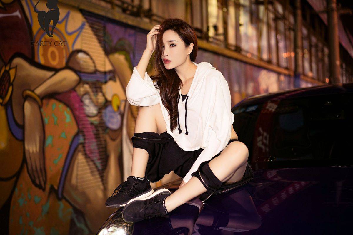 PartyCat轰趴猫性感女神周妍希黑丝美腿环肥燕瘦主题写真-27