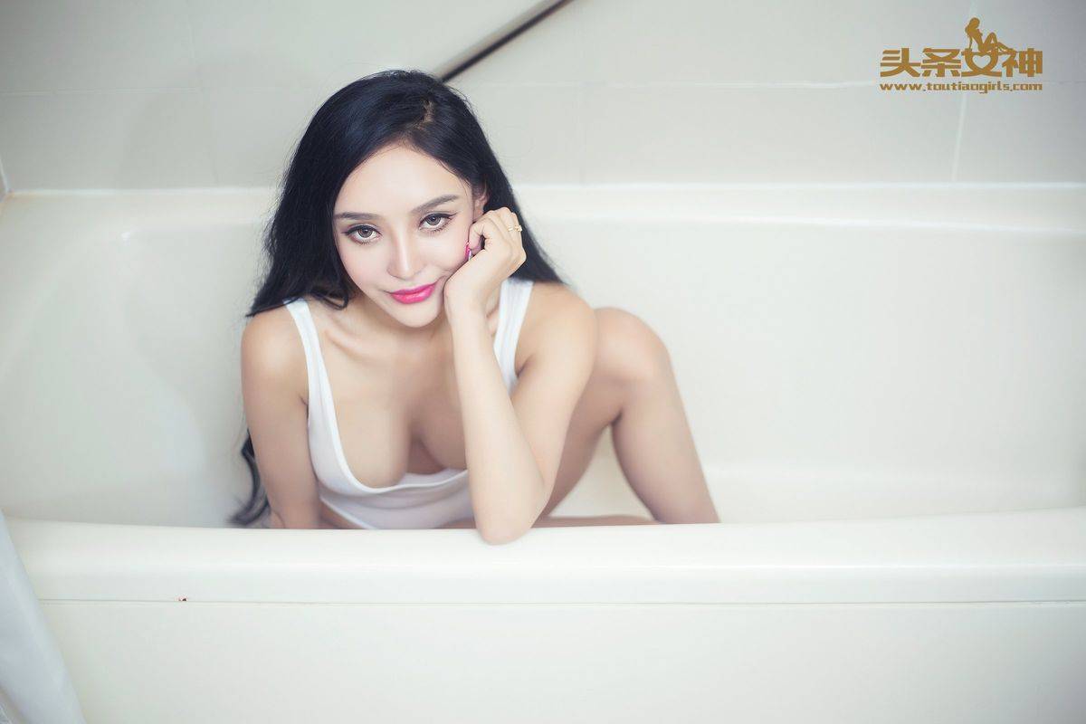 头条女神性感美女洛可可白色死库水浴室极致湿身诱惑写真-21