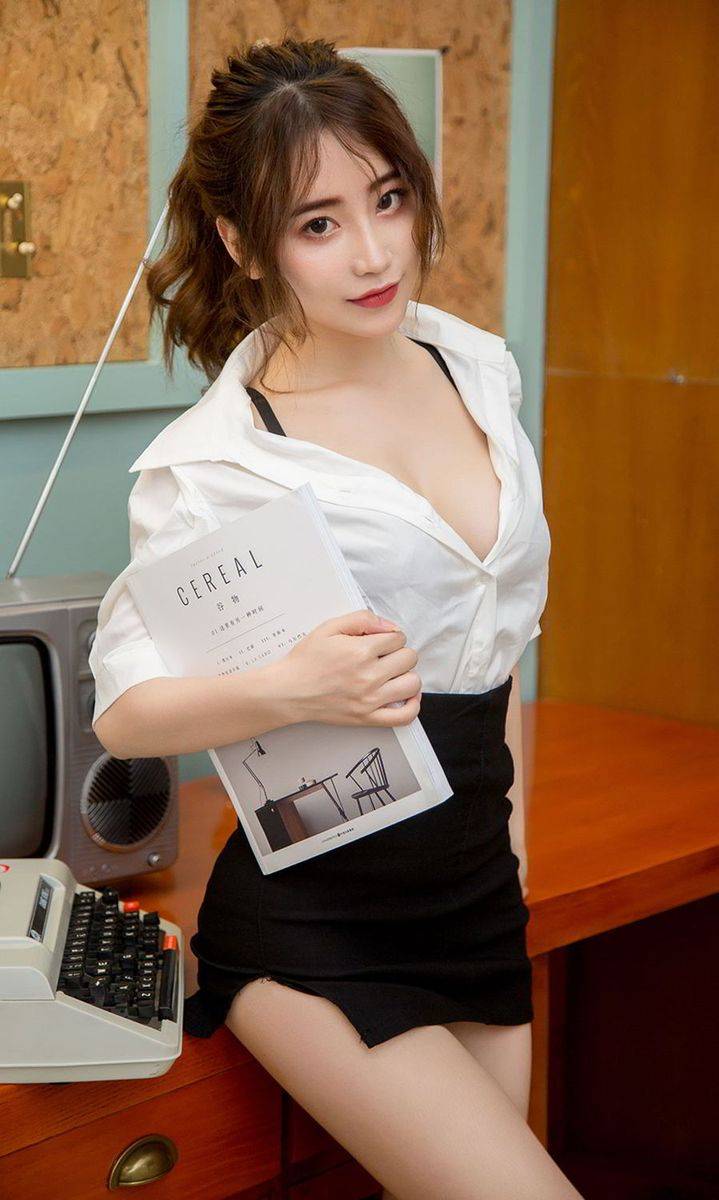 尤果网性感女神绯月樱Cherry白衬衫超短裙职场OL制服诱惑美图-6