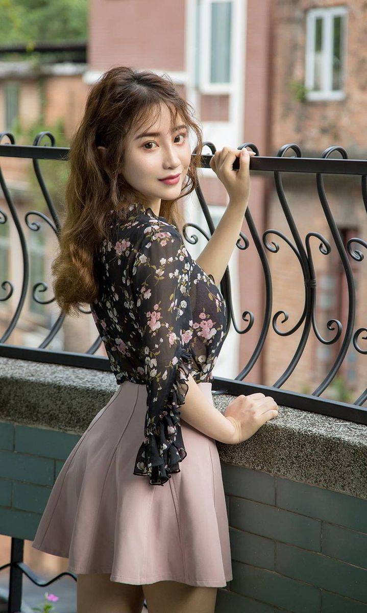 尤果网性感女神绯月樱Cherry白衬衫超短裙职场OL制服诱惑美图-10