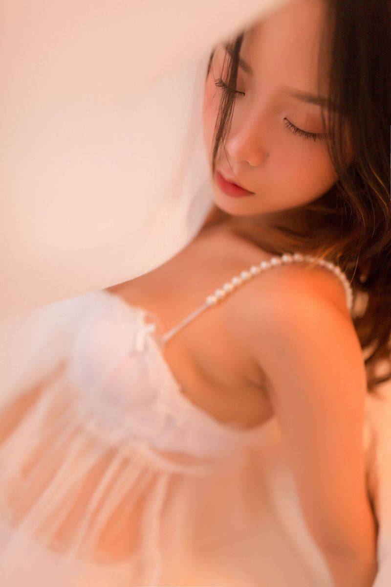 YALAYI雅拉伊异域美少女木木夕Mmx蕾丝吊裙风情性感写真-33