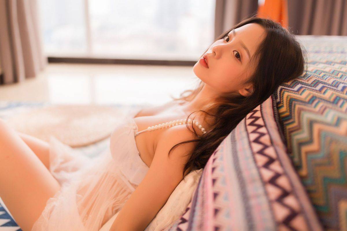 YALAYI雅拉伊异域美少女木木夕Mmx蕾丝吊裙风情性感写真-39