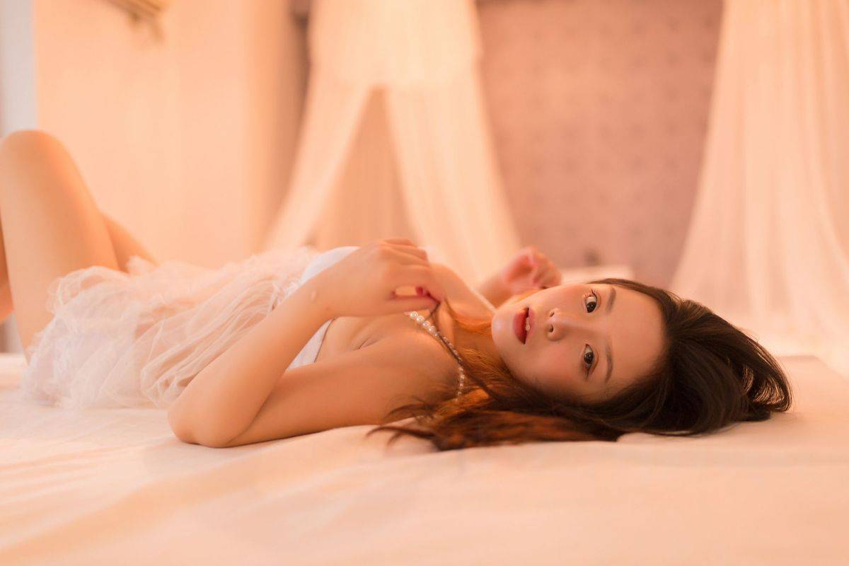 YALAYI雅拉伊异域美少女木木夕Mmx蕾丝吊裙风情性感写真-48