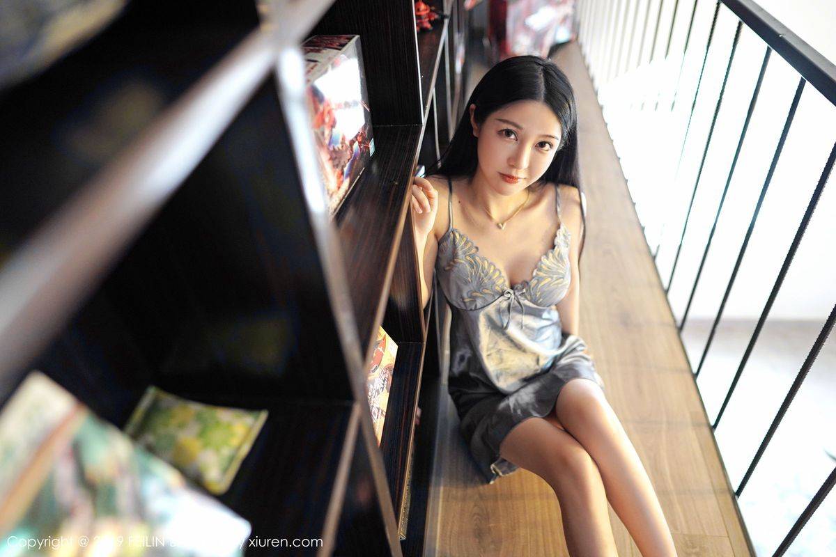 嗲囡囡性感女神luna张静燕女友视角内衣诱惑清新娇柔写真-51