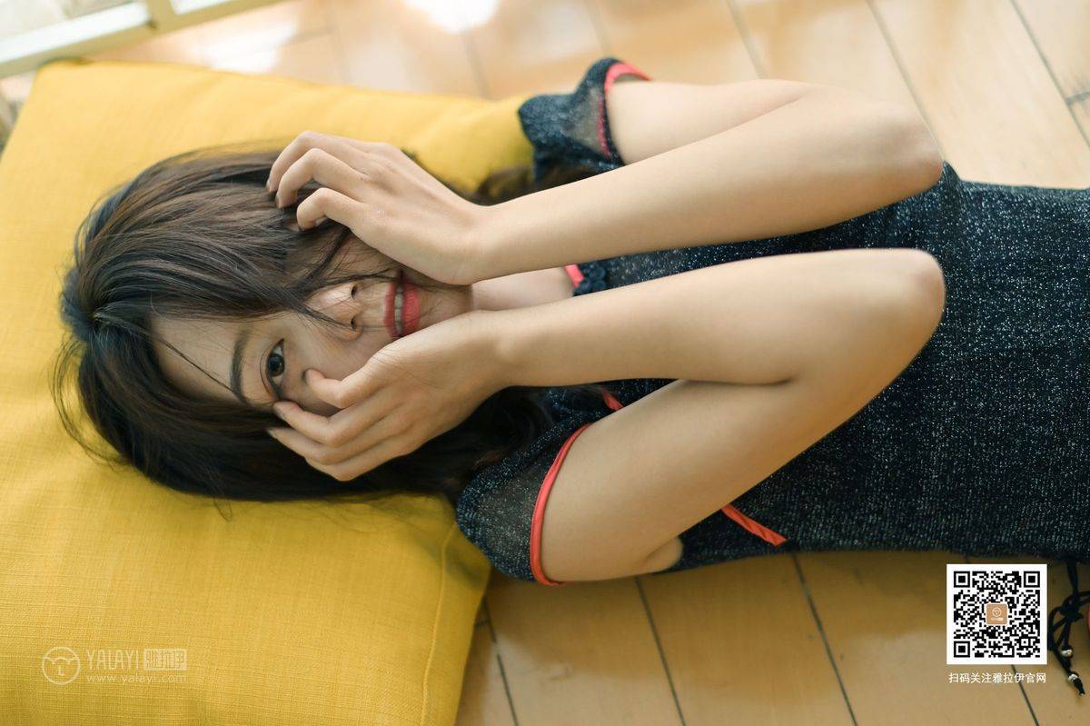 YALAYI雅拉伊音乐系清纯美女纹纹W黑丝美腿透视旗袍性感套图-47