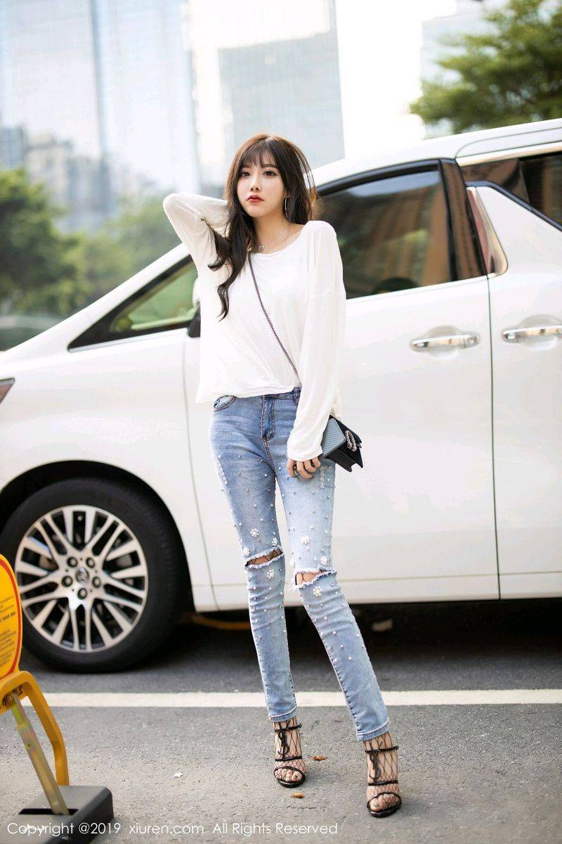 秀人网性感女神杨晨晨sugar丝袜美腿女秘书装扮情节剧情写真-5