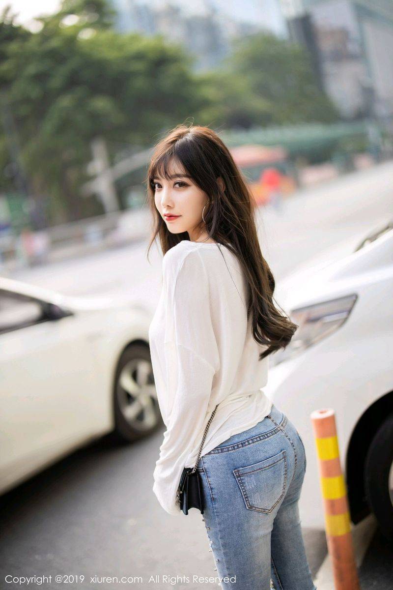 秀人网性感女神杨晨晨sugar丝袜美腿女秘书装扮情节剧情写真-8