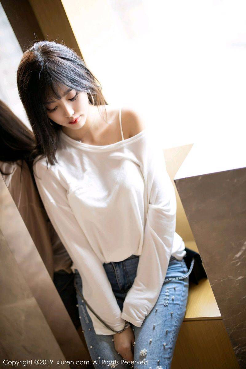 秀人网性感女神杨晨晨sugar丝袜美腿女秘书装扮情节剧情写真-13