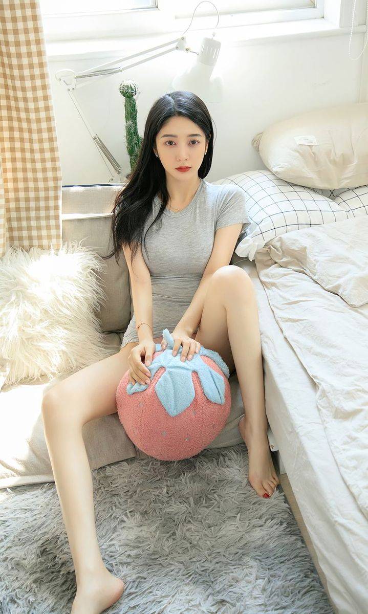 尤果网美女模特小热巴angela清新吊带内衣诱惑迷人性感写真-14