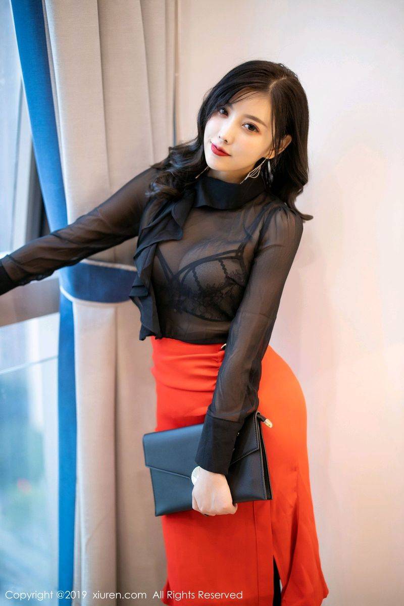 秀人网性感女神杨晨晨sugar黑丝美腿透视内衣诱惑套图-9