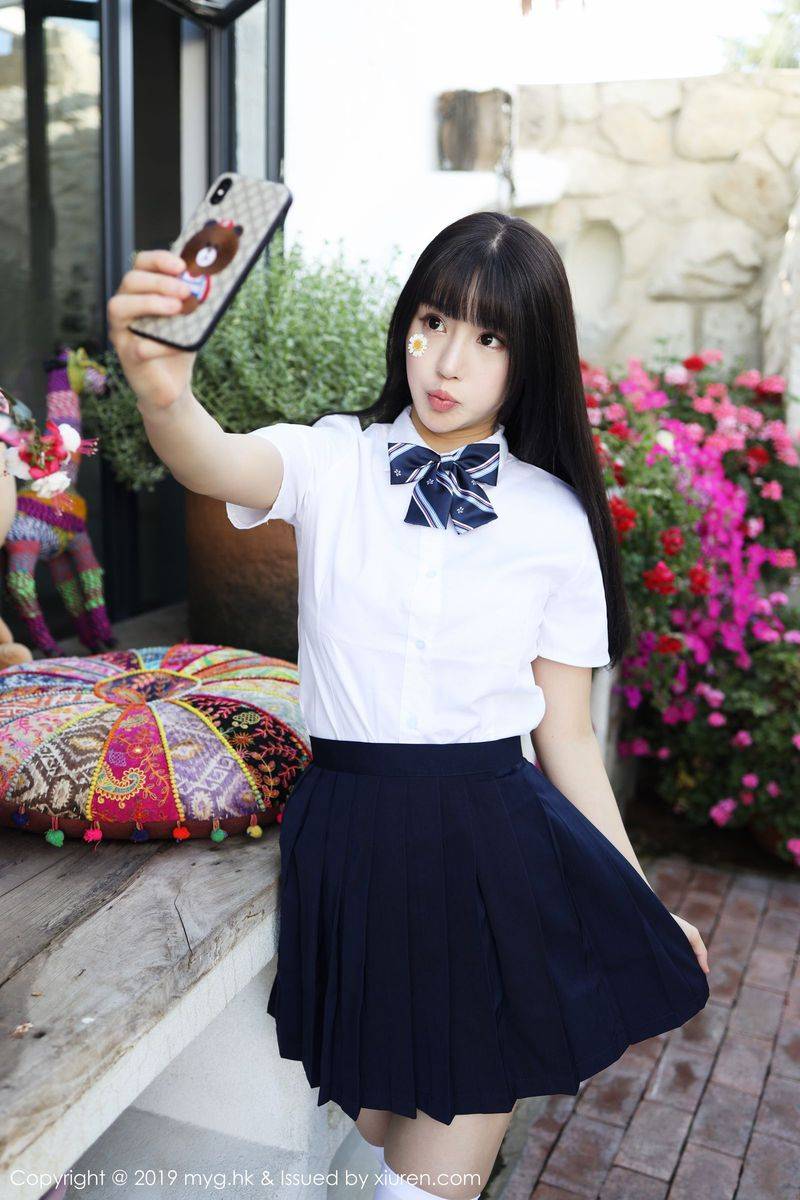 美媛馆性感女神Barbie可儿户外学院风学生装系列大理旅拍-40