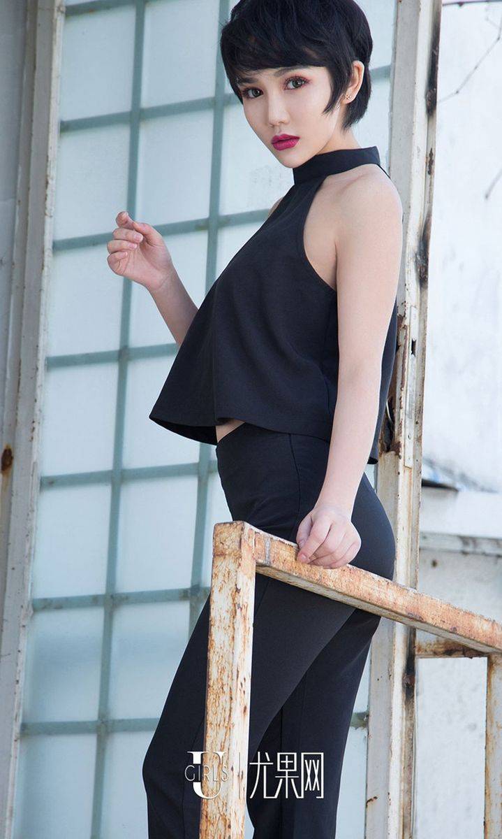 尤果网都市丽人大悦悦修长美腿黑色套装吊带内衣性感写真-8