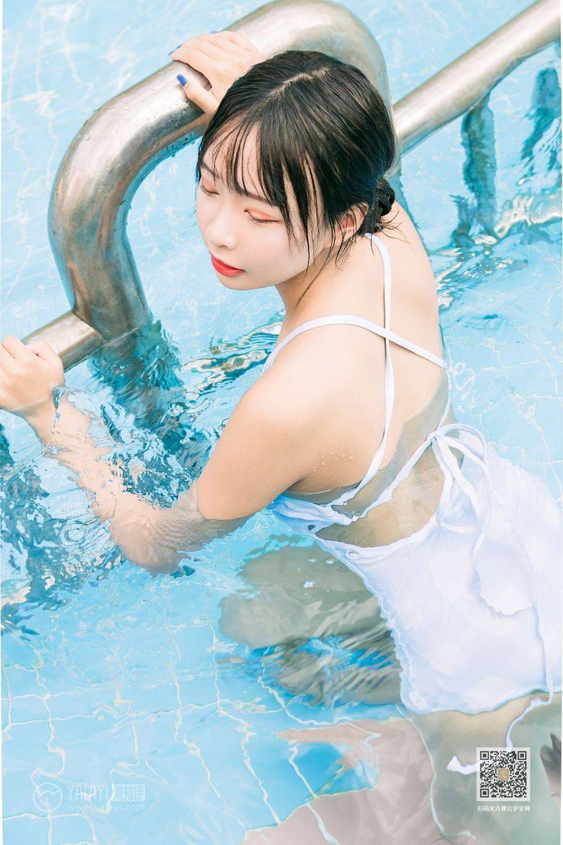 YALAYI雅拉伊美女模特阿禾泳池比基尼湿身诱惑夏日回忆写真-4
