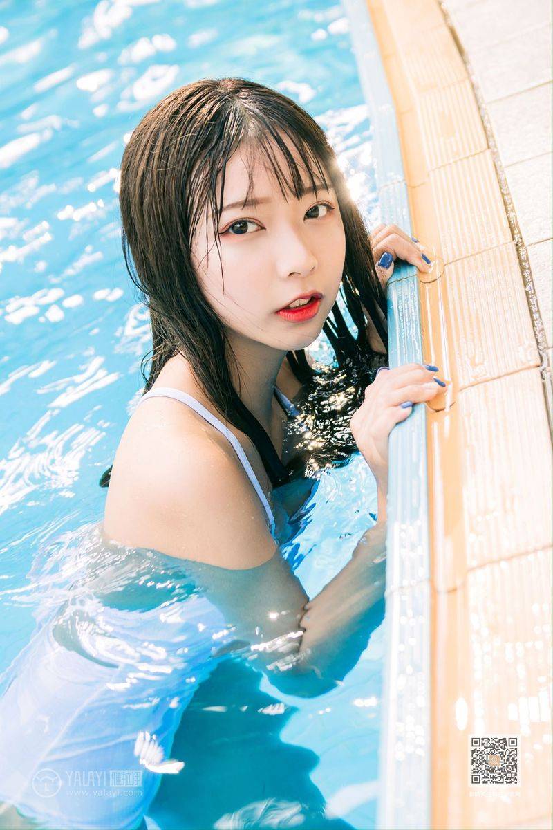 YALAYI雅拉伊美女模特阿禾泳池比基尼湿身诱惑夏日回忆写真-2