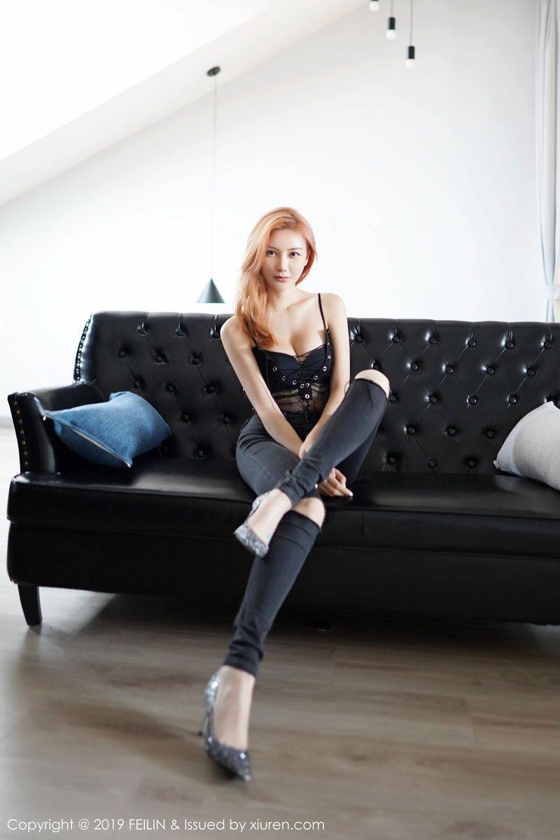 嗲囡囡美女模特爱丽儿牛仔长裤健美身材无可挑剔私房写真-29