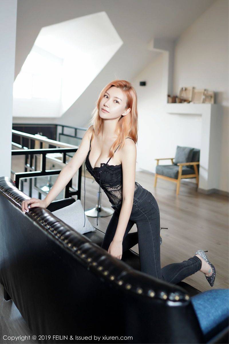 嗲囡囡美女模特爱丽儿牛仔长裤健美身材无可挑剔私房写真-36