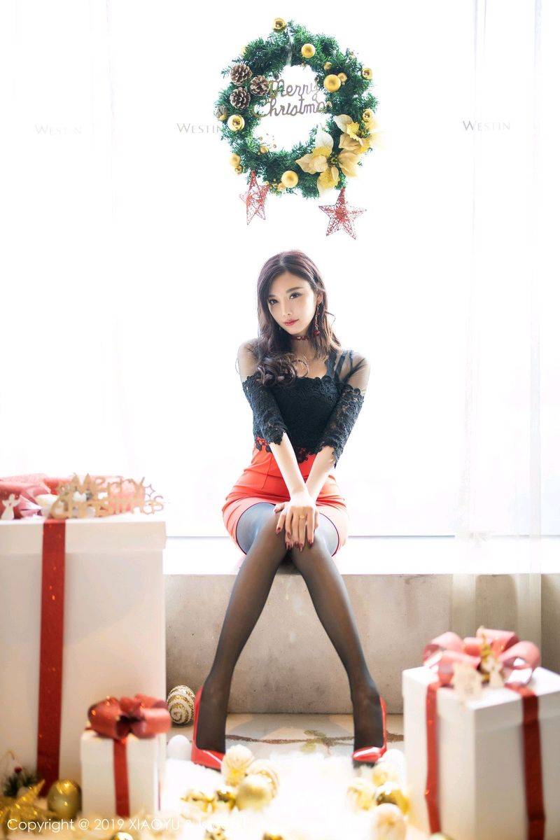 语画界性感女神杨晨晨sugar黑丝美腿内衣诱惑圣诞主题写真-18