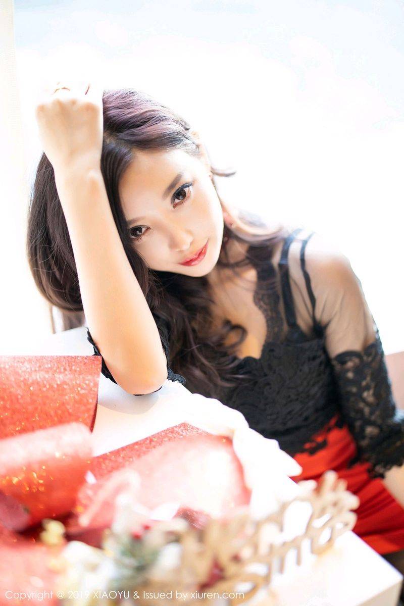 语画界性感女神杨晨晨sugar黑丝美腿内衣诱惑圣诞主题写真-24