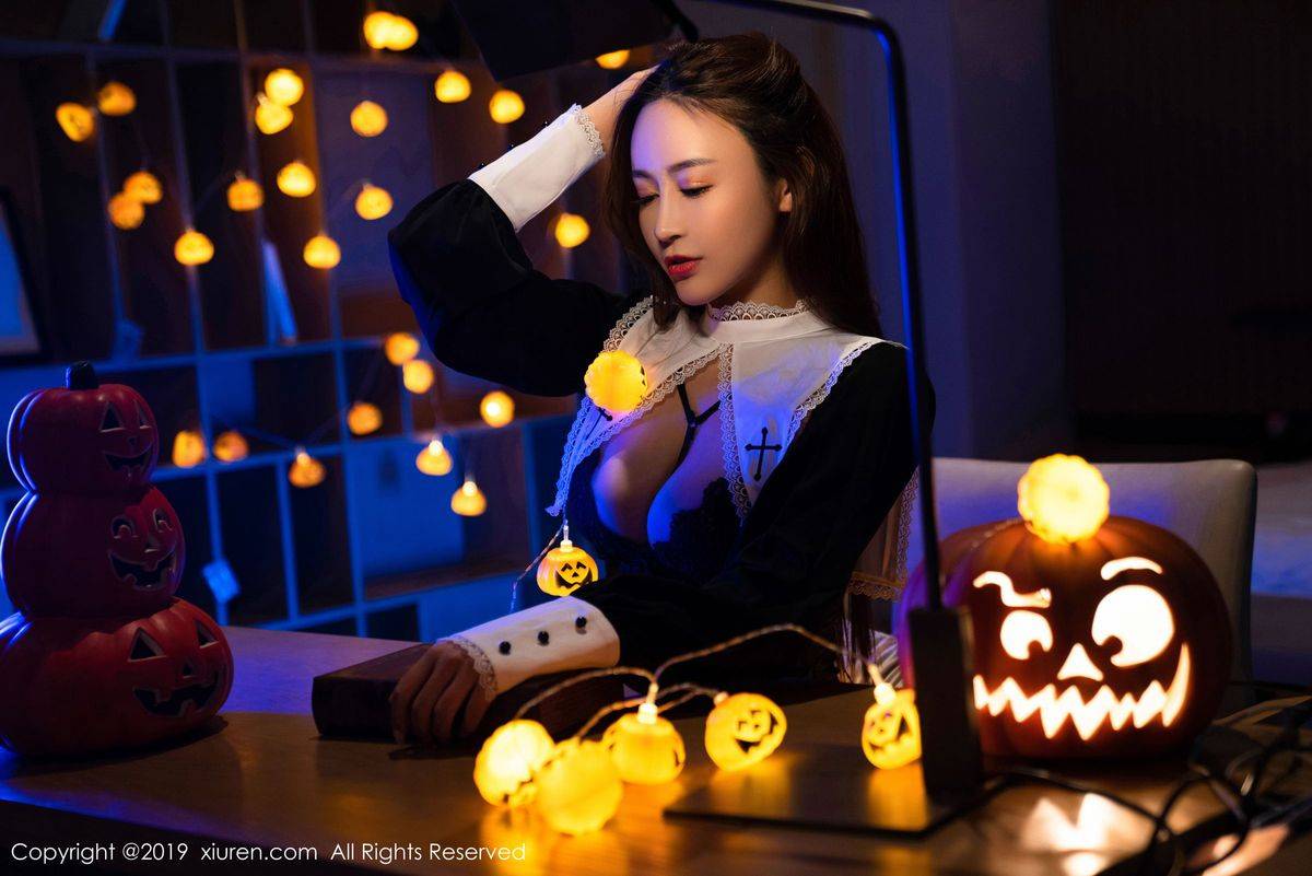 秀人网美女模特周井空波涛胸涌惹火迷人制服诱惑首套写真-27