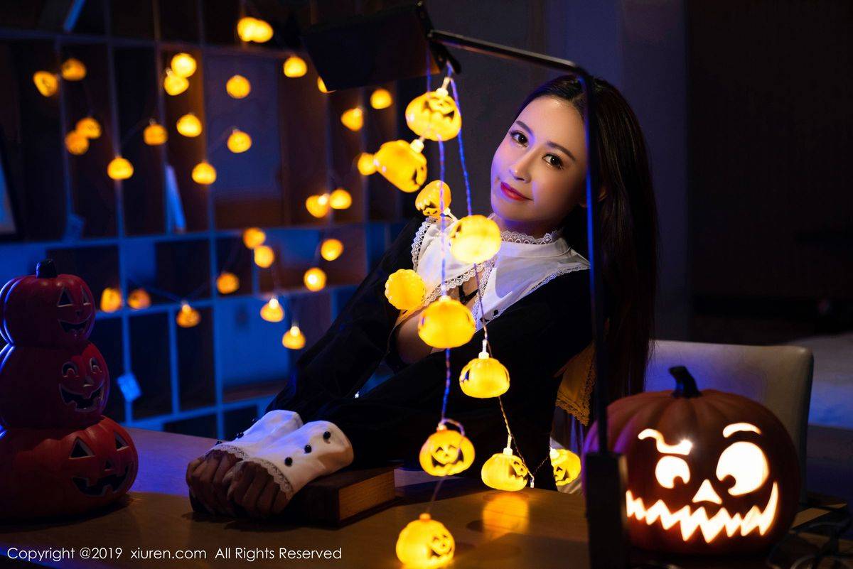 秀人网美女模特周井空波涛胸涌惹火迷人制服诱惑首套写真-25