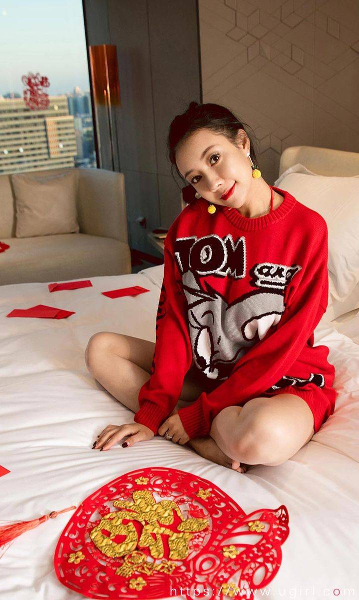 尤果网美女模特果儿Victoria内衣诱惑祝你新年快乐美图-7