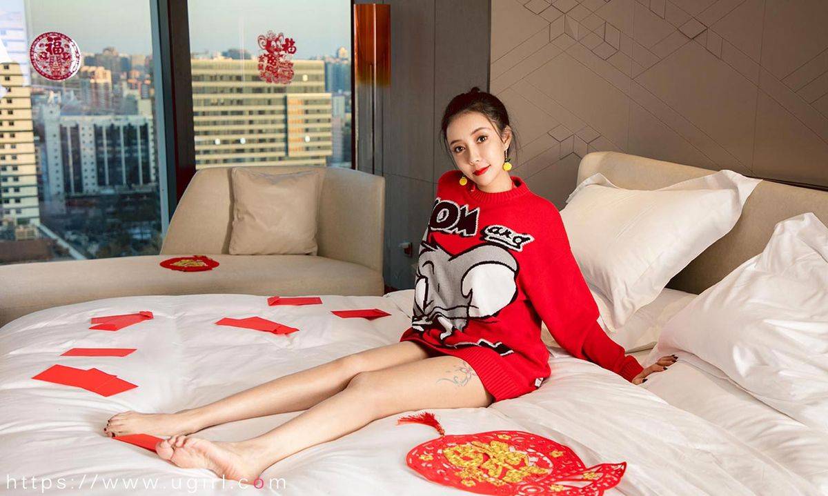 尤果网美女模特果儿Victoria内衣诱惑祝你新年快乐美图-34