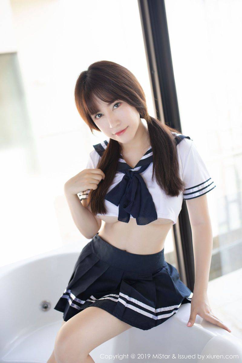魅妍社新人模特夏希子双马尾清纯校服系列首套大尺度写真