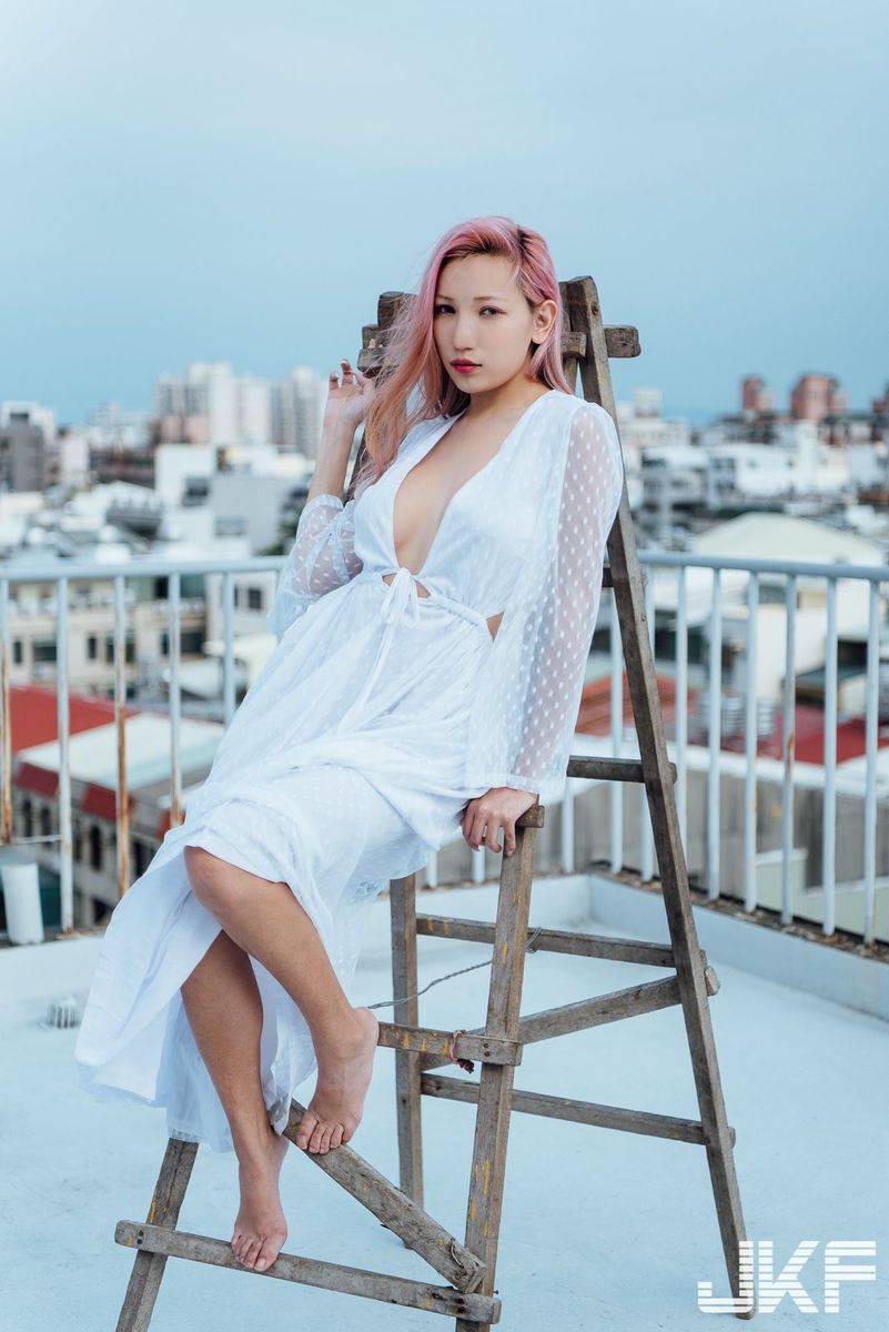 JKF激辣情欲老师韵韵34G火辣G罩杯高挑身材内衣诱惑写真-14