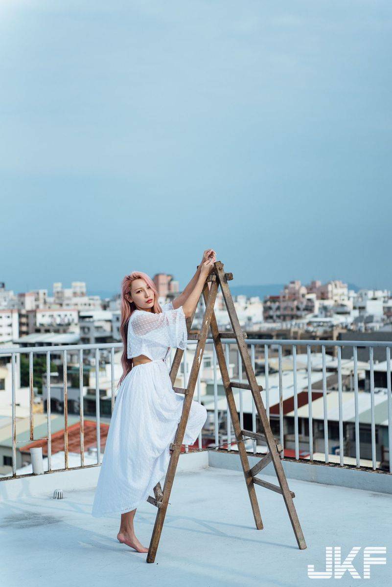 JKF激辣情欲老师韵韵34G火辣G罩杯高挑身材内衣诱惑写真-12