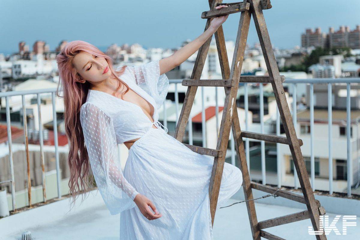 JKF激辣情欲老师韵韵34G火辣G罩杯高挑身材内衣诱惑写真-24