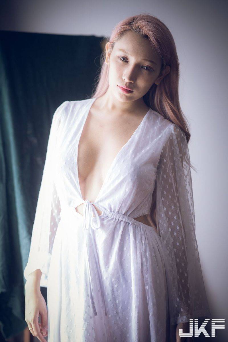 JKF美女模特韵韵34G波涛胸涌比基尼内衣诱惑私房写真-20