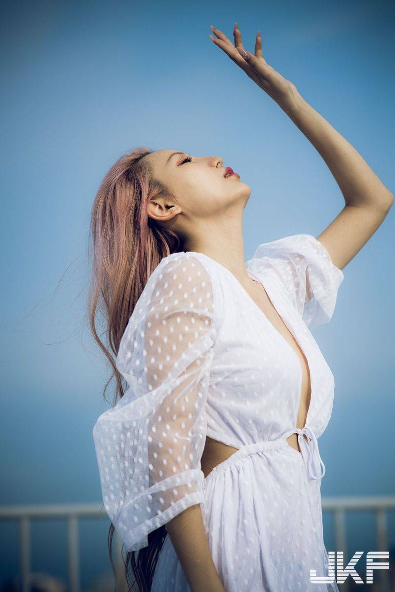 JKF美女模特韵韵34G波涛胸涌比基尼内衣诱惑私房写真-22