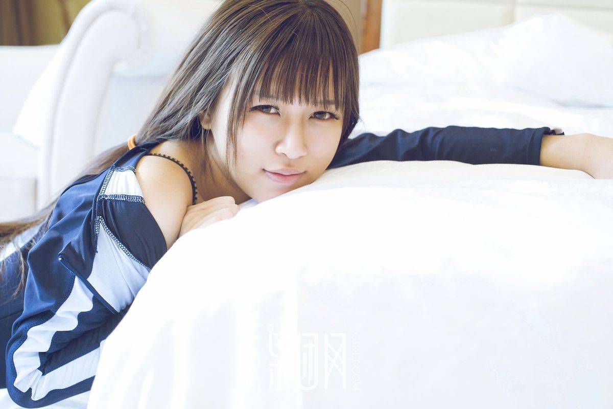 果团网清纯嫩模李佳瞳双马尾日系连体学生运动服性感写真-49