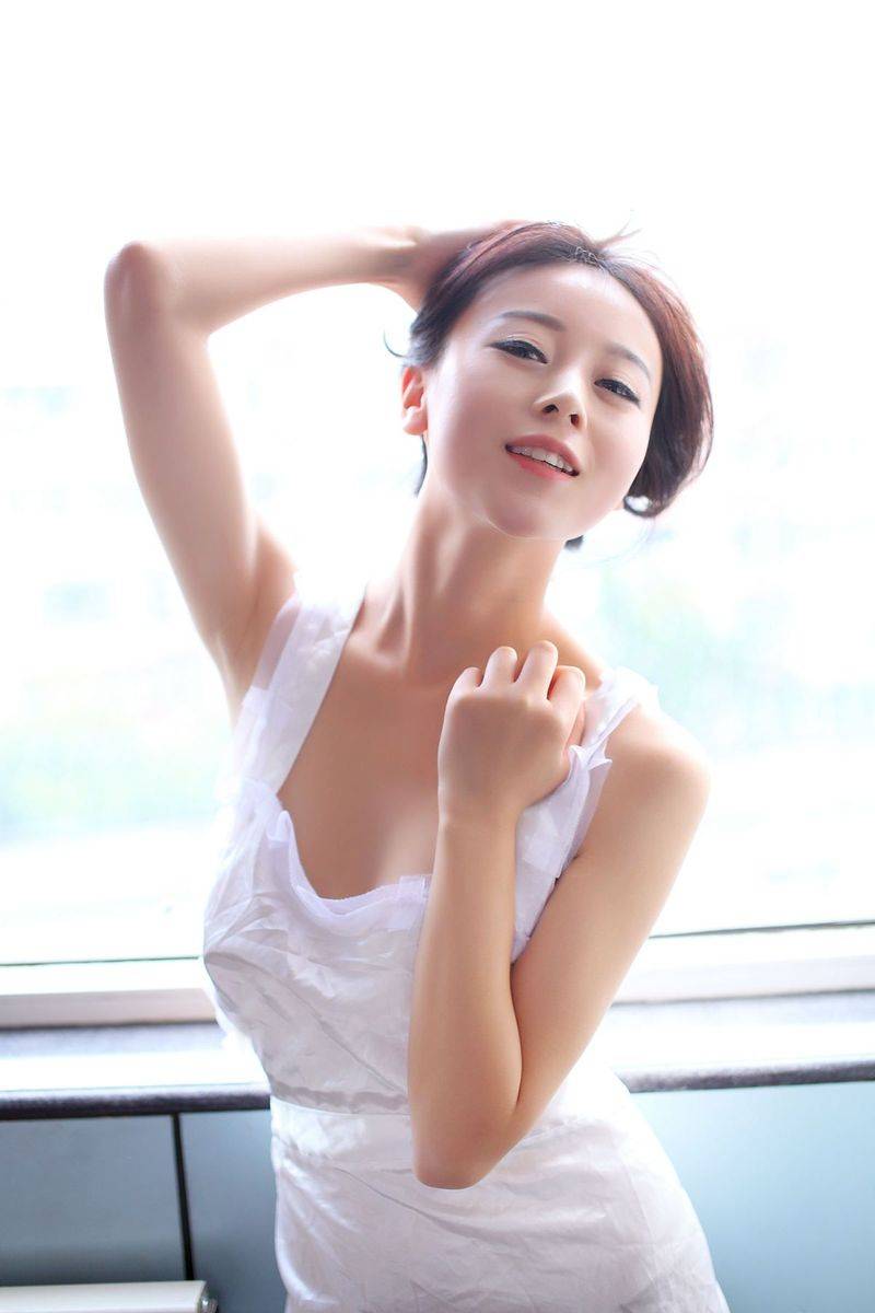 PartyCat轰趴猫美女模特赵小米Kitty护士制服大尺度性感写真-2